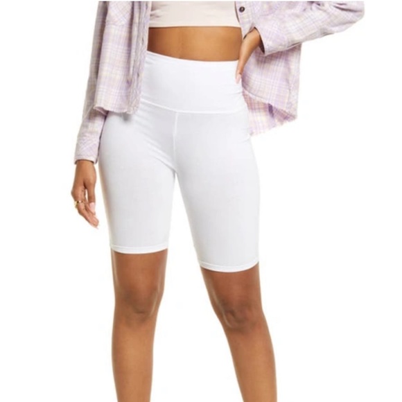🆕Nordstrom BP HIGH WAIST BIKE SHORTS IN WHITE - Picture 1 of 1